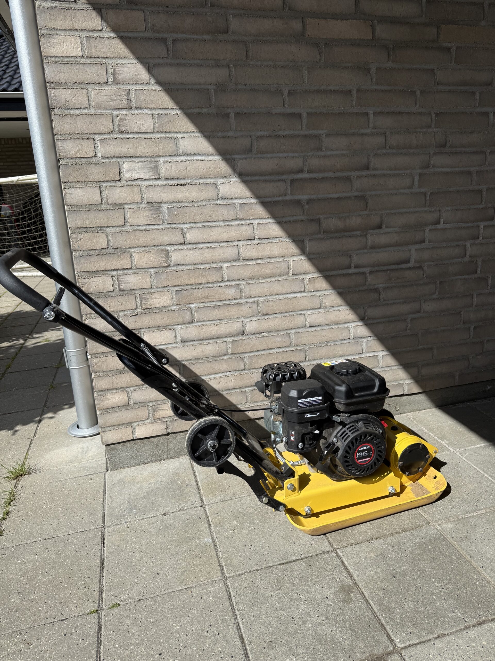 Pladevibrator - Billede 2