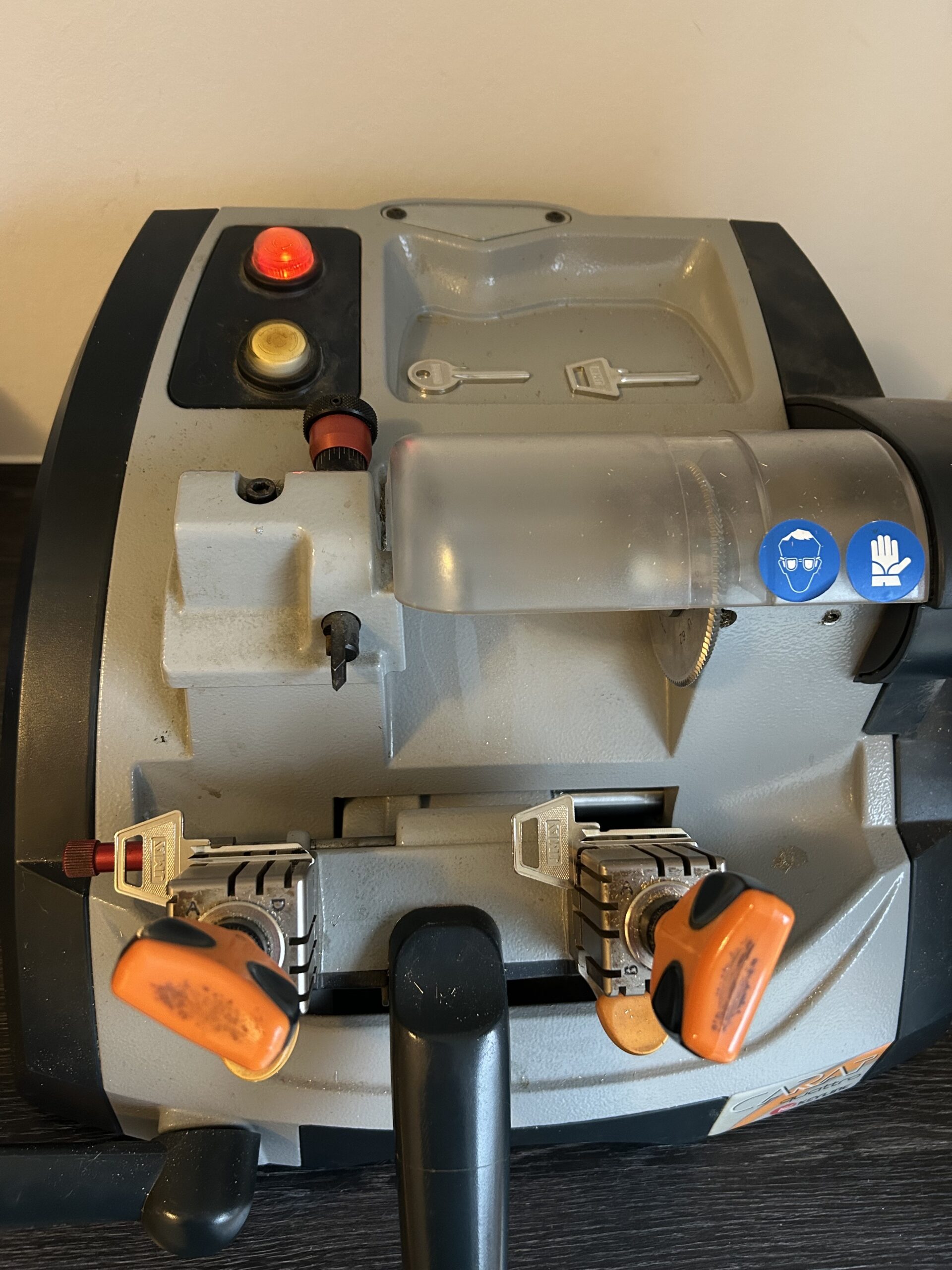 Kopiering af nøgler på nøglemaskine