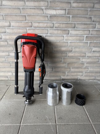 Pælehammer på benzin stående