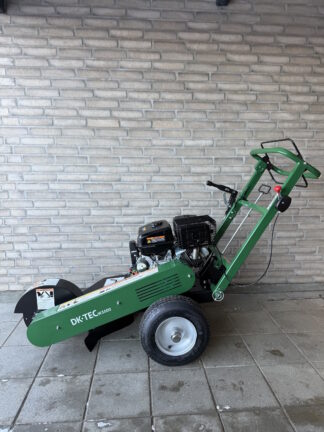 Stubfræser foran væg