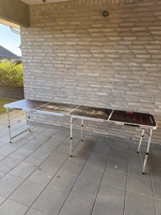Beer Pong Bord inkl. kopper og bolde